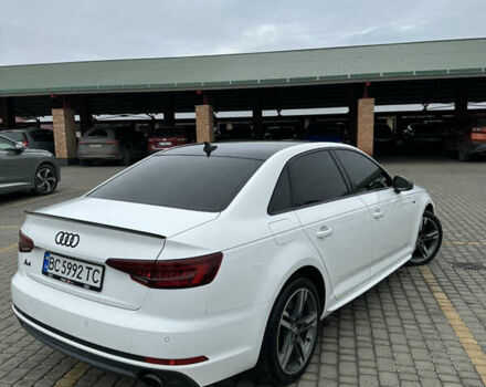 Білий Ауді А4, об'ємом двигуна 2 л та пробігом 98 тис. км за 25000 $, фото 7 на Automoto.ua