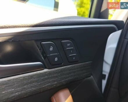 Белый Ауди А4, объемом двигателя 1.98 л и пробегом 158 тыс. км за 18950 $, фото 9 на Automoto.ua