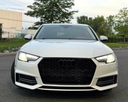 Ауди А4 2018 в Черновцах на Automoto.ua Белый Ауди А4, объемом двигателя 2 л и пробегом 41 тыс. км за 10000 $, фото 1 на Automoto.ua