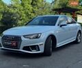 Белый Ауди А4, объемом двигателя 2 л и пробегом 136 тыс. км за 17940 $, фото 1 на Automoto.ua