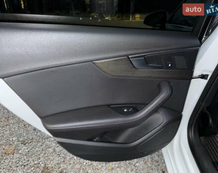 Белый Ауди А4, объемом двигателя 1.98 л и пробегом 134 тыс. км за 22000 $, фото 40 на Automoto.ua