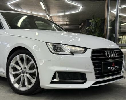 Белый Ауди А4, объемом двигателя 2 л и пробегом 97 тыс. км за 18900 $, фото 3 на Automoto.ua