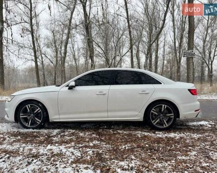 Белый Ауди А4, объемом двигателя 1.98 л и пробегом 49 тыс. км за 23500 $, фото 4 на Automoto.ua