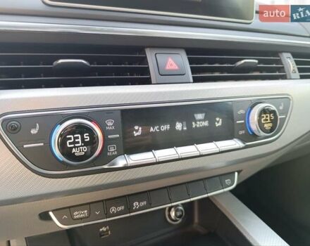 Білий Ауді А4, об'ємом двигуна 2 л та пробігом 132 тис. км за 17000 $, фото 17 на Automoto.ua