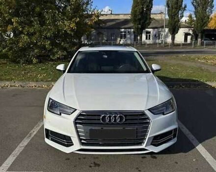 Білий Ауді А4, об'ємом двигуна 2 л та пробігом 100 тис. км за 18000 $, фото 4 на Automoto.ua