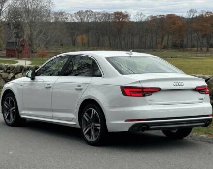 Білий Ауді А4, об'ємом двигуна 2 л та пробігом 30 тис. км за 12000 $, фото 4 на Automoto.ua