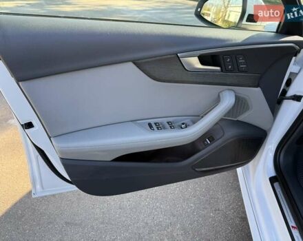 Белый Ауди А4, объемом двигателя 1.98 л и пробегом 79 тыс. км за 27500 $, фото 21 на Automoto.ua