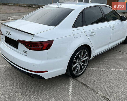 Білий Ауді А4, об'ємом двигуна 1.98 л та пробігом 75 тис. км за 17400 $, фото 2 на Automoto.ua
