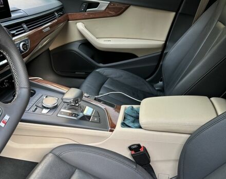 Ауди А4 2018 в Николаеве на Automoto.ua Белый Ауди А4, объемом двигателя 0 л и пробегом 75 тыс. км за 19300 $, фото 8 на Automoto.ua