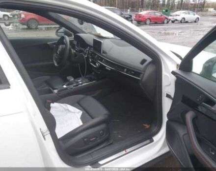 Білий Ауді А4, об'ємом двигуна 2 л та пробігом 25 тис. км за 5000 $, фото 4 на Automoto.ua