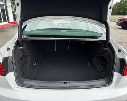 Ауді А4 2018 у Львові на Automoto.ua Білий Ауді А4, об'ємом двигуна 2 л та пробігом 39 тис. км за 12600 $, фото 7 на Automoto.ua