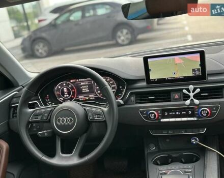 Білий Ауді А4, об'ємом двигуна 2 л та пробігом 45 тис. км за 25499 $, фото 15 на Automoto.ua
