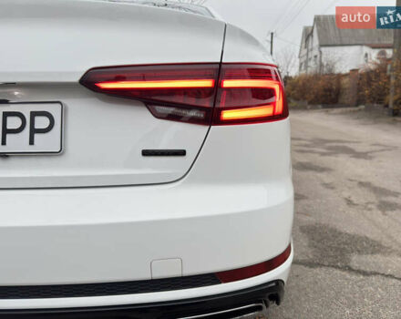 Білий Ауді А4, об'ємом двигуна 1.98 л та пробігом 97 тис. км за 19999 $, фото 22 на Automoto.ua