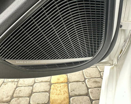 Білий Ауді А4, об'ємом двигуна 2 л та пробігом 98 тис. км за 25000 $, фото 14 на Automoto.ua