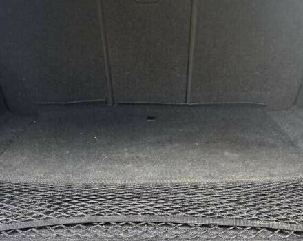 Білий Ауді А4, об'ємом двигуна 2 л та пробігом 100 тис. км за 18000 $, фото 17 на Automoto.ua