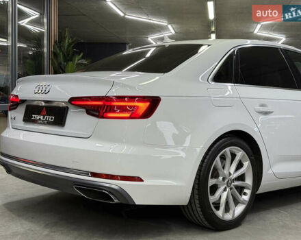Ауді А4 2018 у Одесі на Automoto.ua Білий Ауді А4, об'ємом двигуна 1.98 л та пробігом 97 тис. км за 18900 $, фото 16 на Automoto.ua