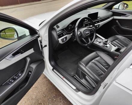 Белый Ауди А4, объемом двигателя 2 л и пробегом 80 тыс. км за 11200 $, фото 12 на Automoto.ua