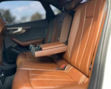 Белый Ауди А4, объемом двигателя 2 л и пробегом 32 тыс. км за 17000 $, фото 11 на Automoto.ua