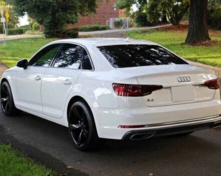 Белый Ауди А4, объемом двигателя 2 л и пробегом 45 тыс. км за 11500 $, фото 5 на Automoto.ua