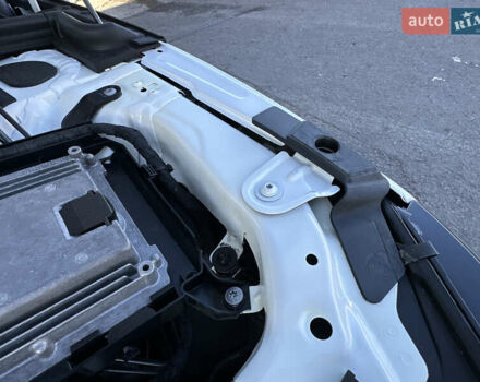 Белый Ауди А4, объемом двигателя 2 л и пробегом 122 тыс. км за 18650 $, фото 128 на Automoto.ua