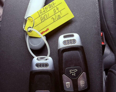 Белый Ауди А4, объемом двигателя 1.97 л и пробегом 92 тыс. км за 24000 $, фото 14 на Automoto.ua