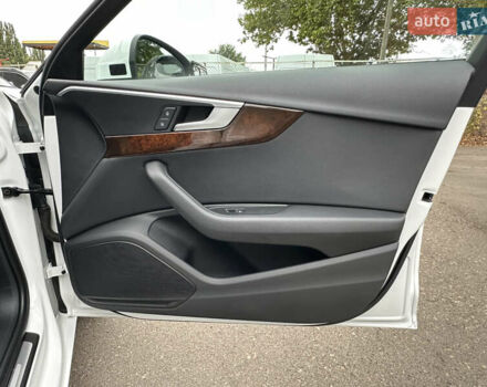 Білий Ауді А4, об'ємом двигуна 2 л та пробігом 96 тис. км за 20500 $, фото 32 на Automoto.ua
