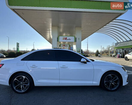 Белый Ауди А4, объемом двигателя 2 л и пробегом 122 тыс. км за 18650 $, фото 19 на Automoto.ua