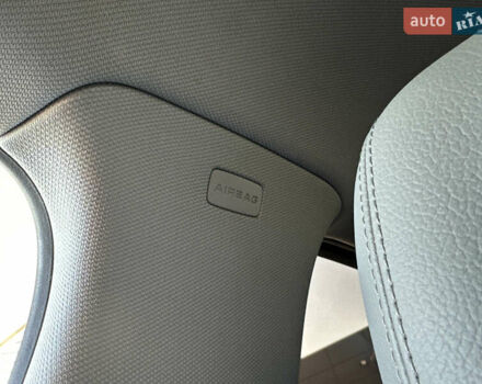 Белый Ауди А4, объемом двигателя 2 л и пробегом 122 тыс. км за 18650 $, фото 114 на Automoto.ua