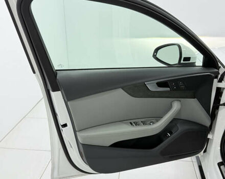 Белый Ауди А4, объемом двигателя 1.98 л и пробегом 109 тыс. км за 23500 $, фото 27 на Automoto.ua