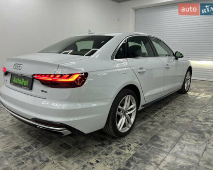 Белый Ауди А4, объемом двигателя 1.98 л и пробегом 63 тыс. км за 27900 $, фото 2 на Automoto.ua