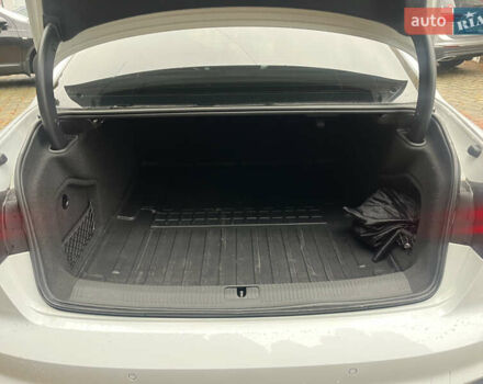 Белый Ауди А4, объемом двигателя 1.98 л и пробегом 42 тыс. км за 29000 $, фото 34 на Automoto.ua