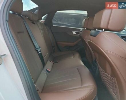 Білий Ауді А4, об'ємом двигуна 1.98 л та пробігом 77 тис. км за 13172 $, фото 8 на Automoto.ua
