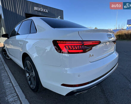 Белый Ауди А4, объемом двигателя 2 л и пробегом 122 тыс. км за 18650 $, фото 22 на Automoto.ua