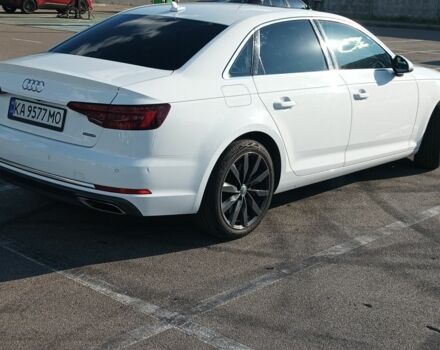 Белый Ауди А4, объемом двигателя 2 л и пробегом 247 тыс. км за 19400 $, фото 3 на Automoto.ua
