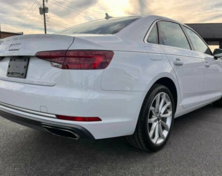 Белый Ауди А4, объемом двигателя 2 л и пробегом 31 тыс. км за 12700 $, фото 4 на Automoto.ua