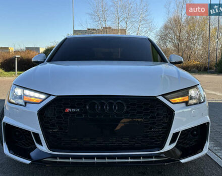 Белый Ауди А4, объемом двигателя 2 л и пробегом 122 тыс. км за 18650 $, фото 7 на Automoto.ua