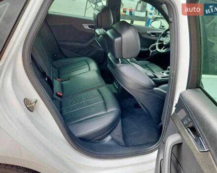 Белый Ауди А4, объемом двигателя 1.98 л и пробегом 115 тыс. км за 5100 $, фото 9 на Automoto.ua