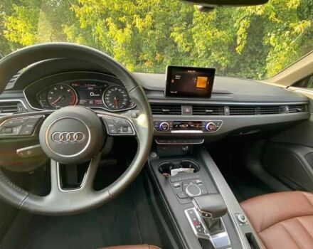 Белый Ауди А4, объемом двигателя 2 л и пробегом 29 тыс. км за 17150 $, фото 5 на Automoto.ua