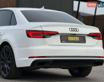 Білий Ауді А4, об'ємом двигуна 2 л та пробігом 133 тис. км за 19450 $, фото 20 на Automoto.ua
