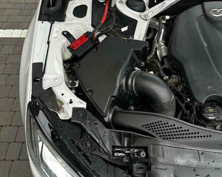 Белый Ауди А4, объемом двигателя 1.98 л и пробегом 127 тыс. км за 20900 $, фото 41 на Automoto.ua