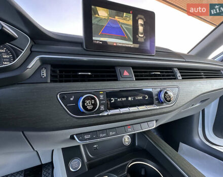 Белый Ауди А4, объемом двигателя 2 л и пробегом 122 тыс. км за 18650 $, фото 68 на Automoto.ua