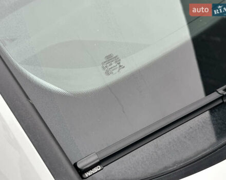 Білий Ауді А4, об'ємом двигуна 2 л та пробігом 96 тис. км за 20500 $, фото 9 на Automoto.ua