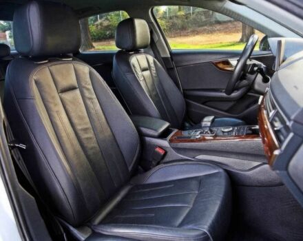 Белый Ауди А4, объемом двигателя 2 л и пробегом 45 тыс. км за 11500 $, фото 9 на Automoto.ua