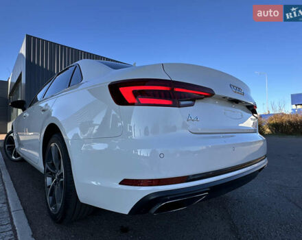 Белый Ауди А4, объемом двигателя 2 л и пробегом 122 тыс. км за 18650 $, фото 24 на Automoto.ua
