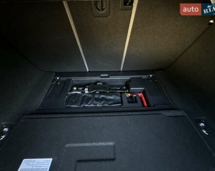 Белый Ауди А4, объемом двигателя 2 л и пробегом 122 тыс. км за 18650 $, фото 95 на Automoto.ua