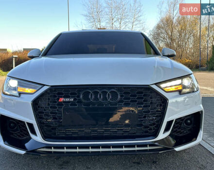 Белый Ауди А4, объемом двигателя 2 л и пробегом 122 тыс. км за 18650 $, фото 8 на Automoto.ua