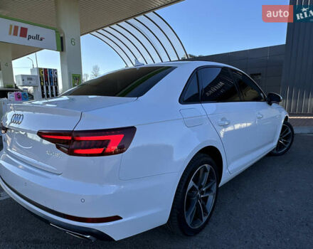 Белый Ауди А4, объемом двигателя 2 л и пробегом 122 тыс. км за 18650 $, фото 35 на Automoto.ua