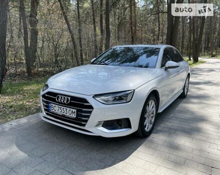 Білий Ауді А4, об'ємом двигуна 2 л та пробігом 2 тис. км за 32300 $, фото 3 на Automoto.ua