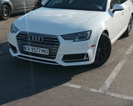 Белый Ауди А4, объемом двигателя 2 л и пробегом 247 тыс. км за 19400 $, фото 5 на Automoto.ua