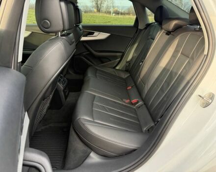 Білий Ауді А4, об'ємом двигуна 2 л та пробігом 133 тис. км за 19450 $, фото 19 на Automoto.ua